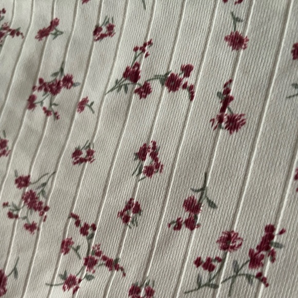 Loved, Fresral Women’s Cropped Ribbed Cream & Floral Print Tank Top Size XS - Picture 6 of 6